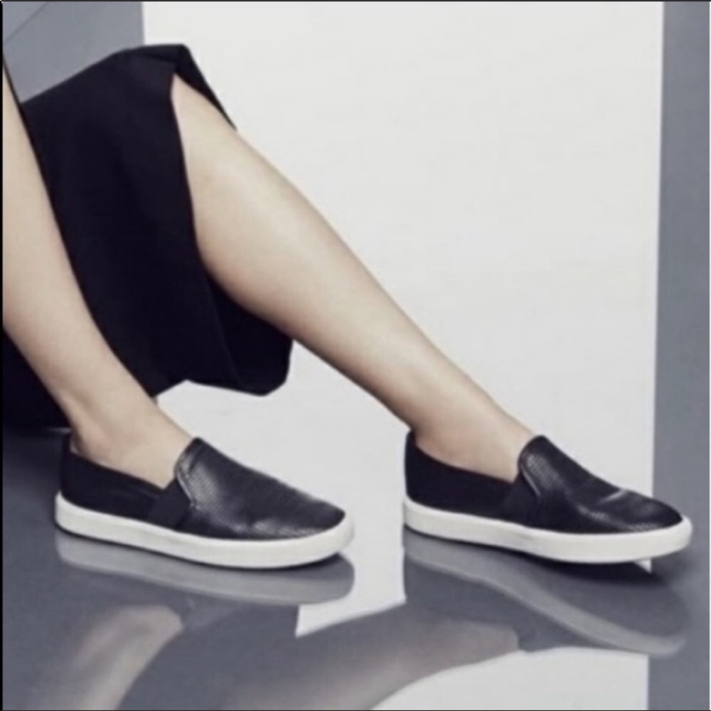 Vince Black Perforated  Slip On Shoes_5.5
